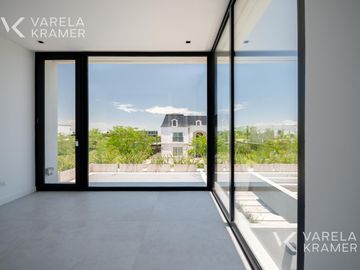 place photo 68
