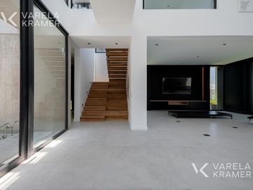 place photo 59