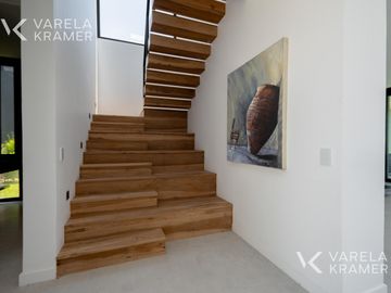 place photo 60