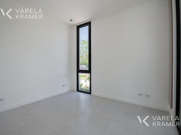 place photo 102