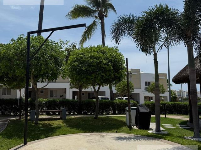 place photo 23