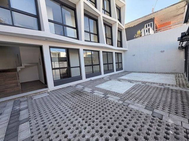 place photo 26