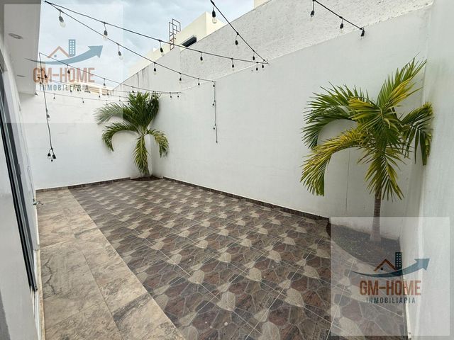place photo 27