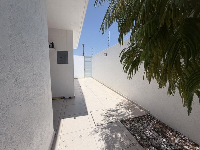 place photo 32