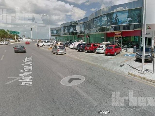 SE RENTA LOCAL UBICADO EN PLAZA DEL MAR