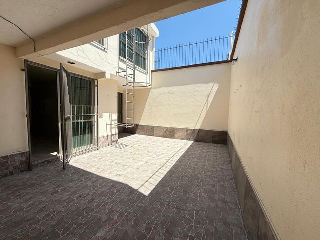place photo 43