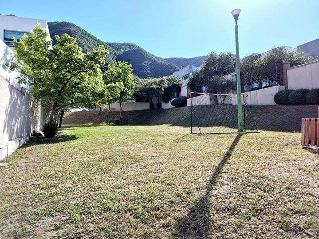place photo 45