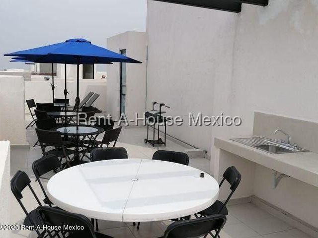 place photo 50