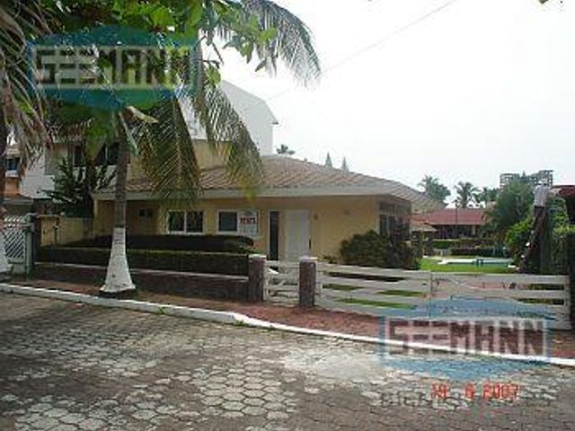 Dirección: Calle Punta Villa Rica # 8, Fraccionamiento El Estero, Boca del Río, Veracruz