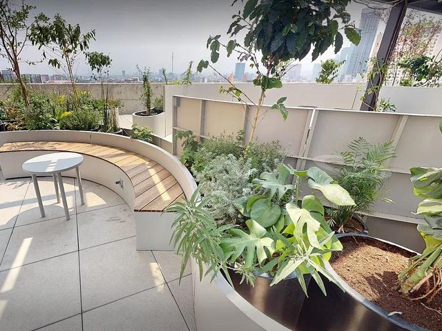 place photo 21