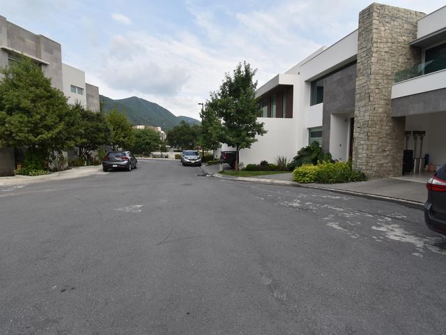place photo 32