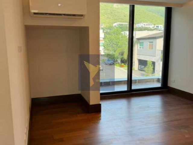 place photo 66