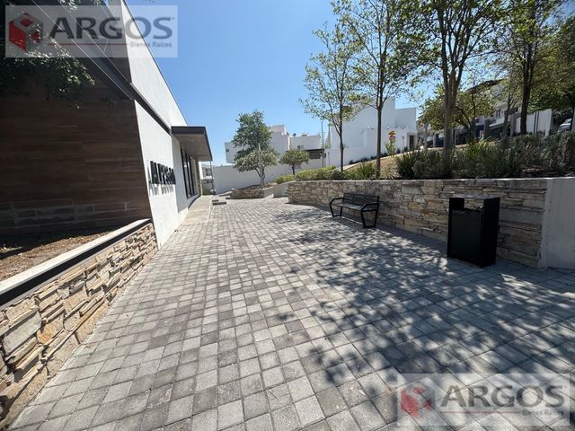 place photo 26