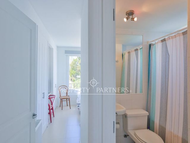 place photo 23
