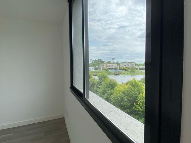 place photo 58