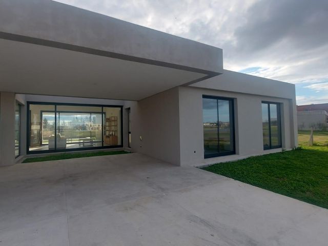 place photo 80