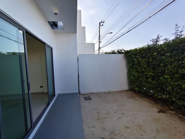 place photo 50