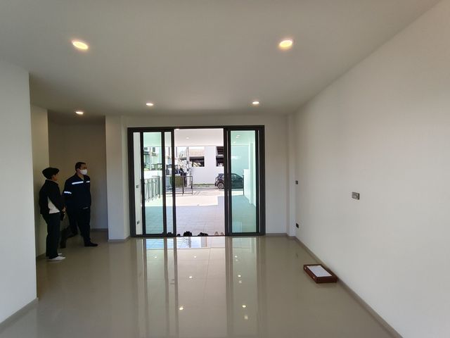 place photo 51