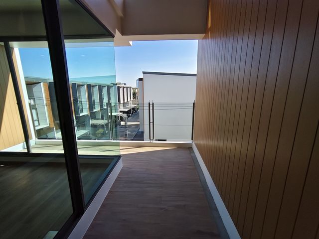 place photo 52
