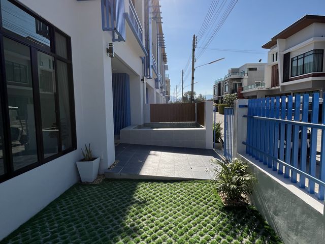 place photo 50