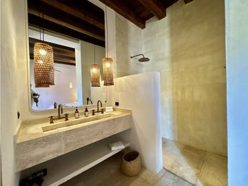 place photo 61