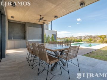 place photo 66