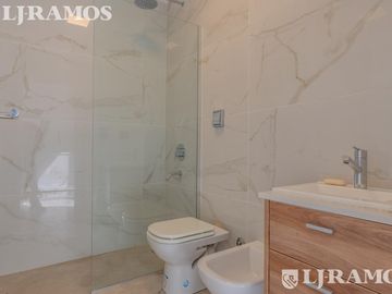 place photo 48