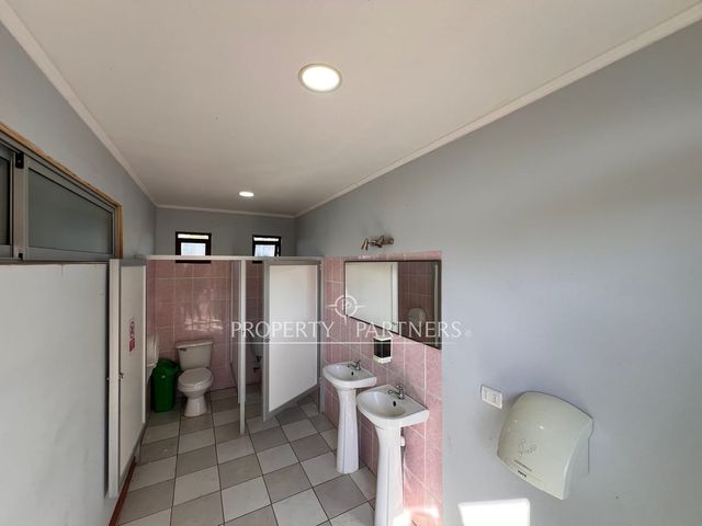 place photo 70
