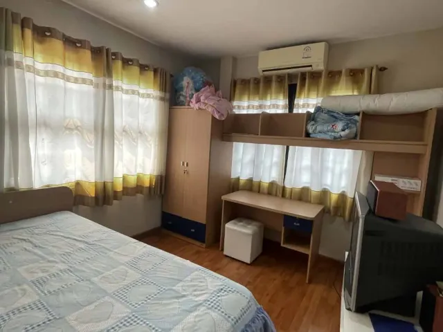 place photo 23