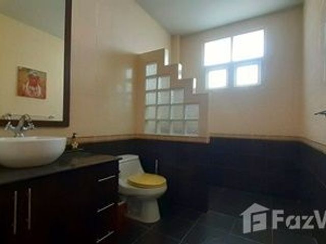 place photo 75