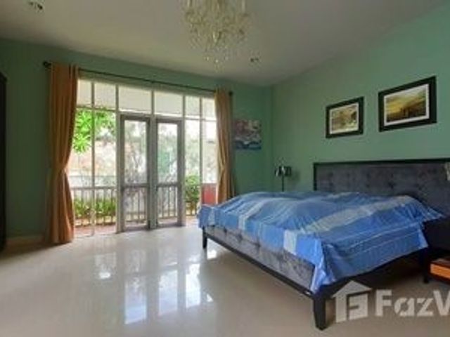 place photo 64