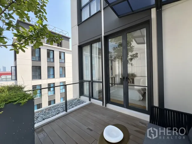 place photo 62