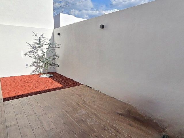 place photo 35