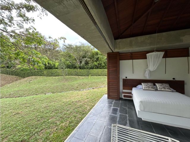 place photo 56