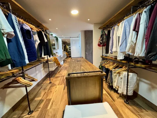 place photo 17