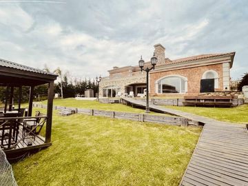 place photo 40