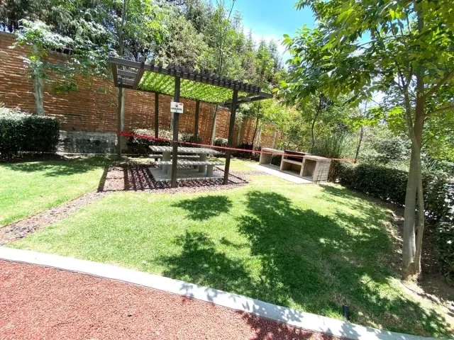 place photo 40