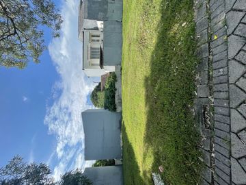 Jawa, PIDIE, Aceh, Indonesia - Garasi