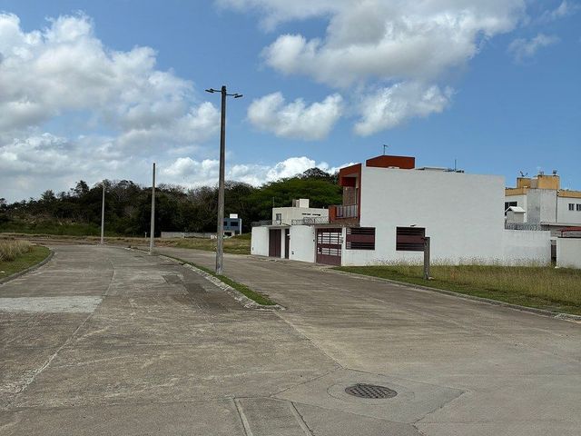 place photo 14