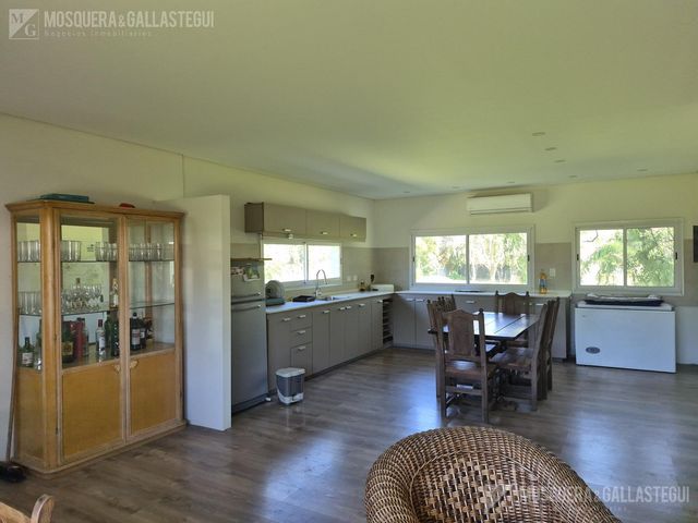 place photo 62