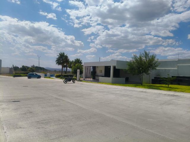 place photo 32