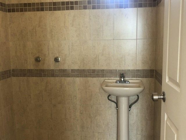 place photo 48