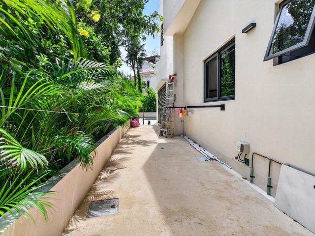 place photo 46
