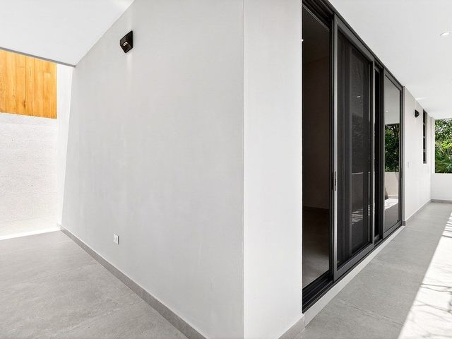 place photo 48