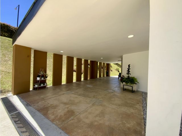place photo 66