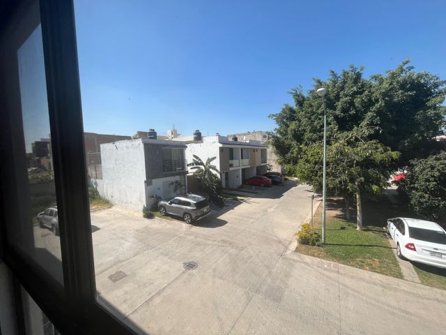 place photo 33