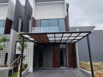 Jawa, PIDIE, Aceh, Indonesia - Garasi