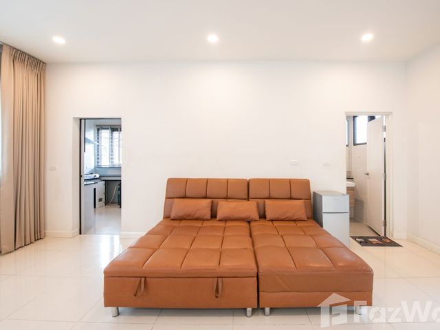 place photo 52