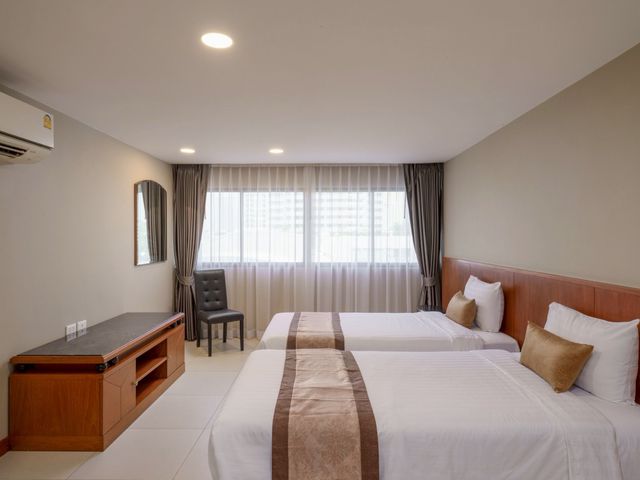 place photo 23