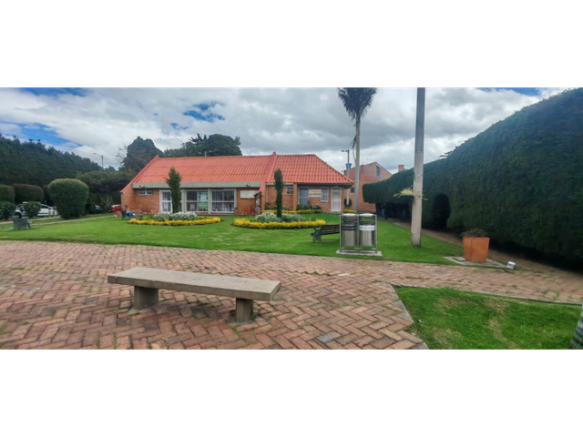 place photo 25